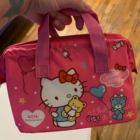 Hello Kitty 40 th Anniversary Insulated Lunch Bag - Picture 1 of 8